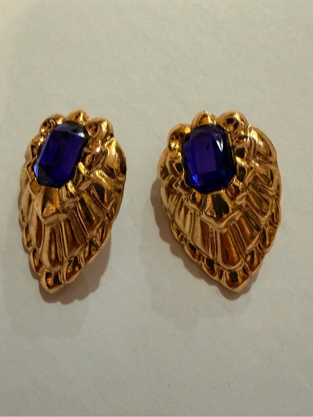 Vintage M. Lent pierced statement earrings. - Picture 2 of 7